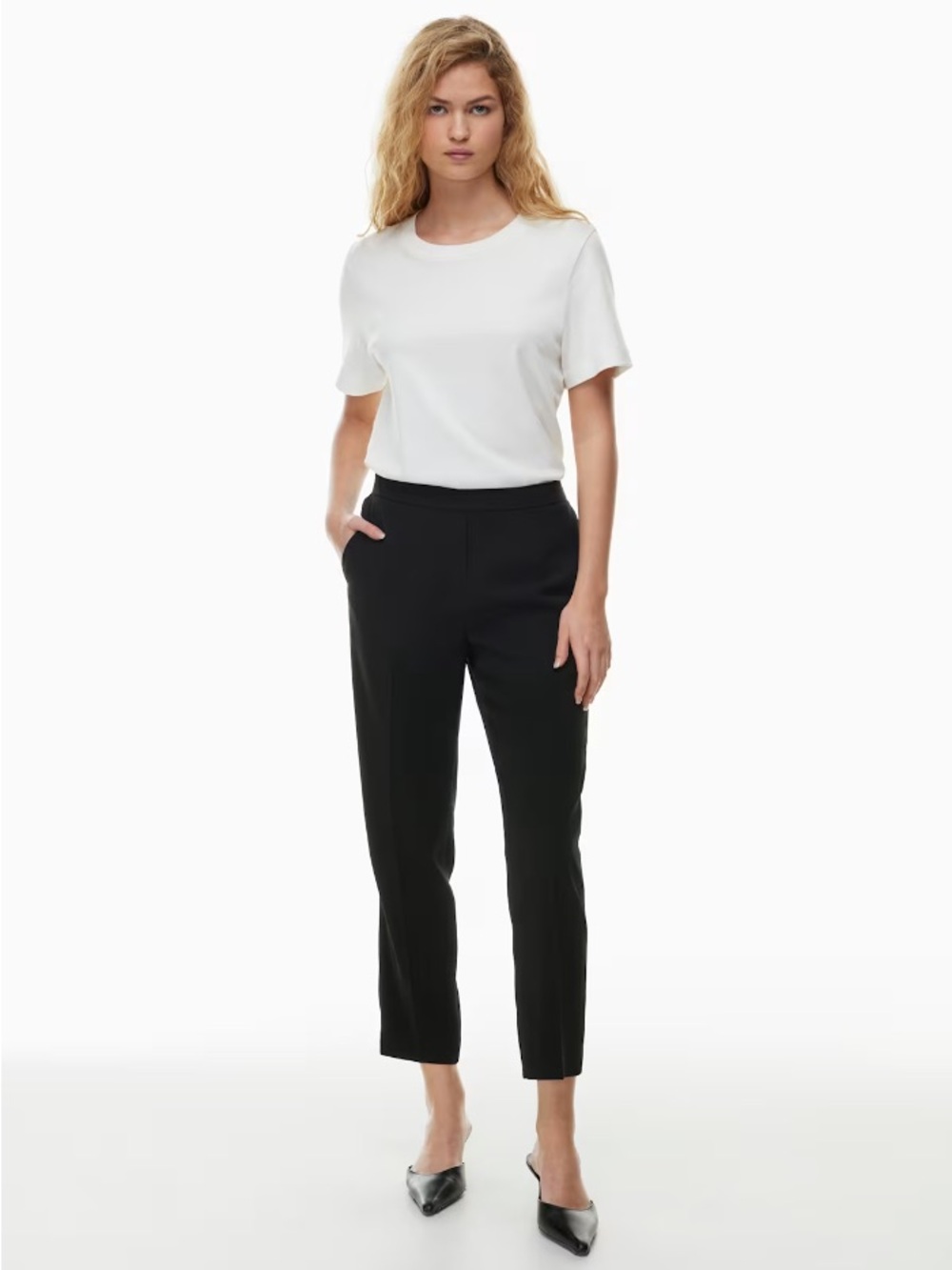 ARITZIA BABATON Conan pants. Black. Mid-rise Size 10